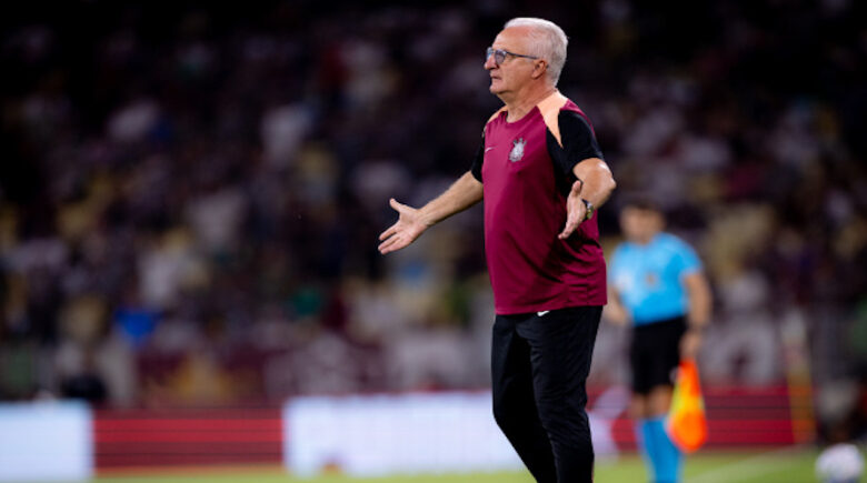 Dorival Júnior é demitido do Corinthians após derrota para o Internacional em casa