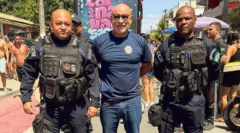 Após esquema da “Rachadinha” Queiroz assume cargo na segurança em cidade do RJ