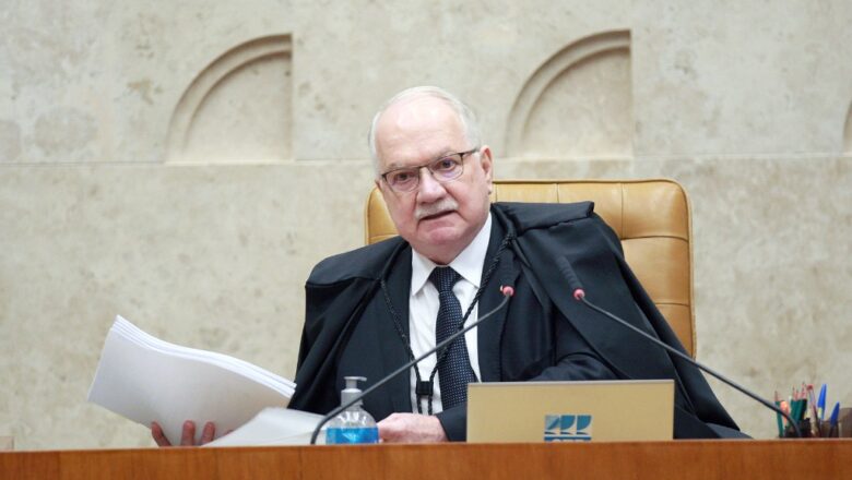 Religião no consultório: STF julga limites à atuação de psicólogos