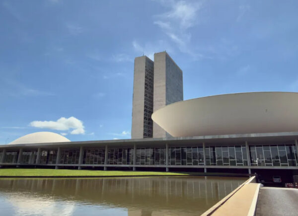 Eleições 2026: Janela partidária acaba nesta sexta-feira (03)