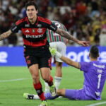 Flamengo vence o Fluminense com dois gols de Pedro e assume a vice-liderança do Brasileirão