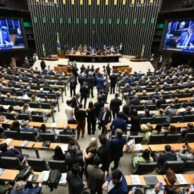 Comissão da PEC do fim da escala 6×1 será instalada nesta quarta-feira (29) na Câmara