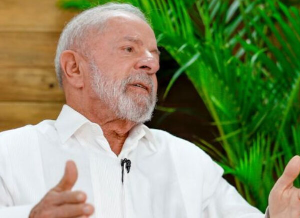Lula quer anular leilão que encareceu gás e detalha esforços para conter alta do diesel