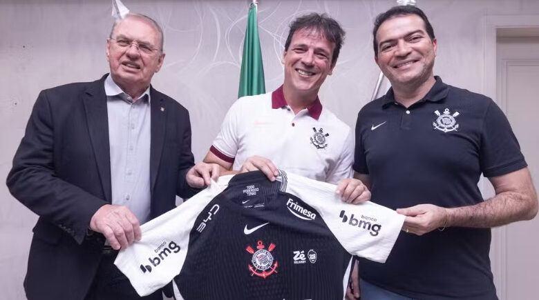 Corinthians anuncia oficialmente Fernando Diniz como treinador