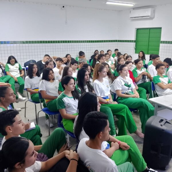 Do Piauí para o Mundo: estudantes da rede estadual participam de revisão e intensificam preparação para seletiva