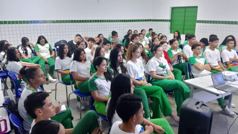 Do Piauí para o Mundo: estudantes da rede estadual participam de revisão e intensificam preparação para seletiva