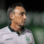 Altos acerta com Roberto Fonseca, que já comanda treino nesta quarta