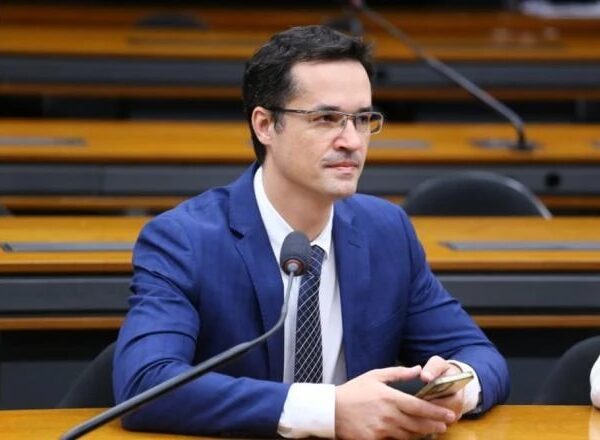 TSE oficializa inelegibilidade do ex-deputado Deltan Dallagnol