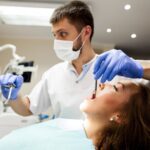 Atenção à sua saúde bucal: sinais que podem indicar câncer