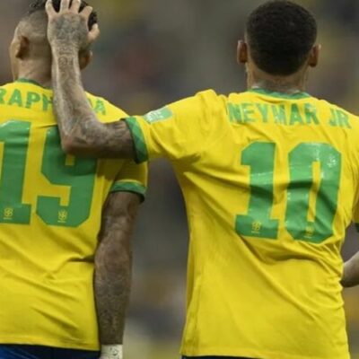 Raphinha faz coro por convocação de Neymar para a Copa: ‘Ele é o cara do hexa’
