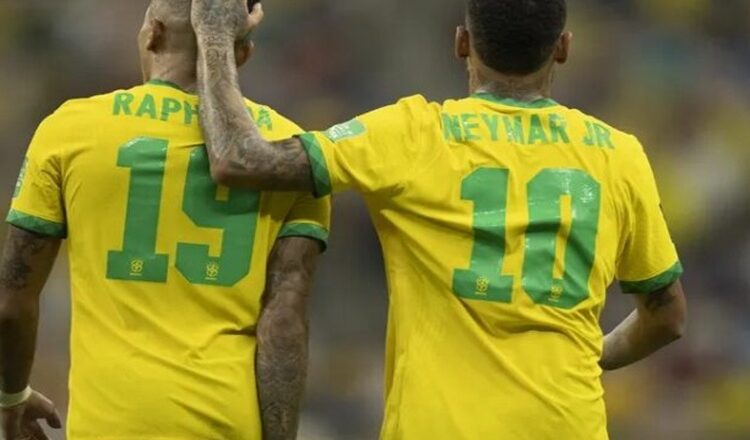 Raphinha faz coro por convocação de Neymar para a Copa: ‘Ele é o cara do hexa’