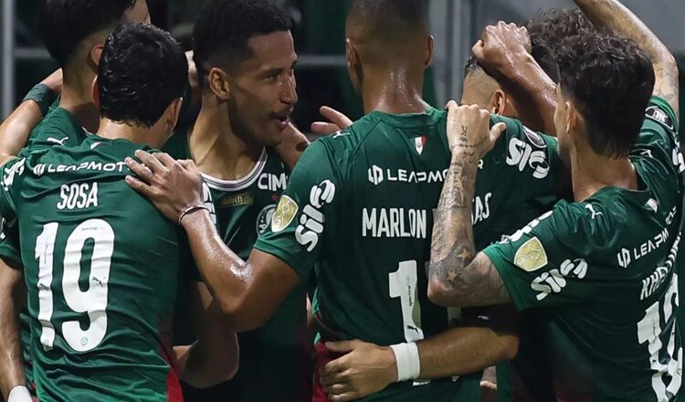 Palmeiras bate Sporting Cristal e assume ponta na Libertadores