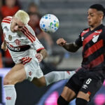 Flamengo empata no fim com gol de Pedro contra o Athletico-PR pelo Brasileirão