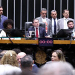 Fim da escala 6×1 é aprovada na Câmara; jornada de trabalho também será reduzida