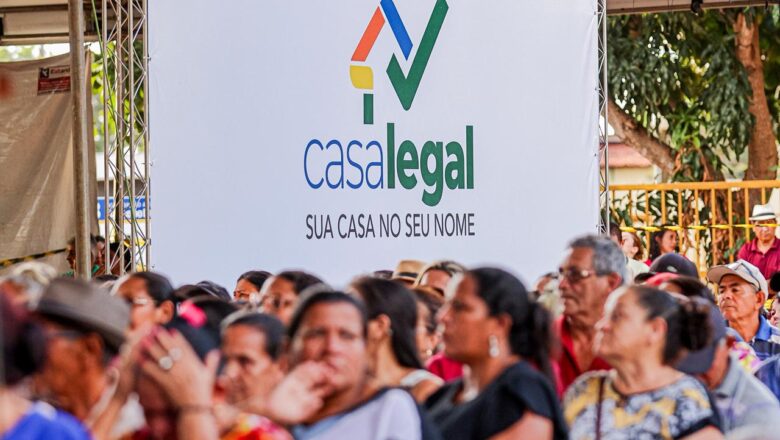 Governo entrega 1.128 registros e certifica obras do OPA na zona sul de Teresina