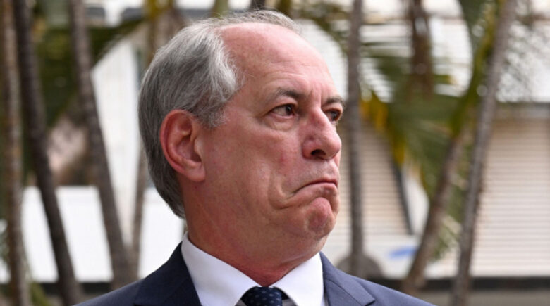 Justiça Eleitoral condena Ciro Gomes por violência de gênero contra prefeita do PT