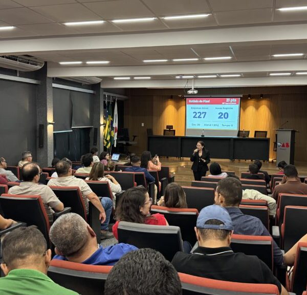 Pacto pela Economia: Seplan reúne prefeitos e equipes de 12 municípios para discutir desenvolvimento econômico local