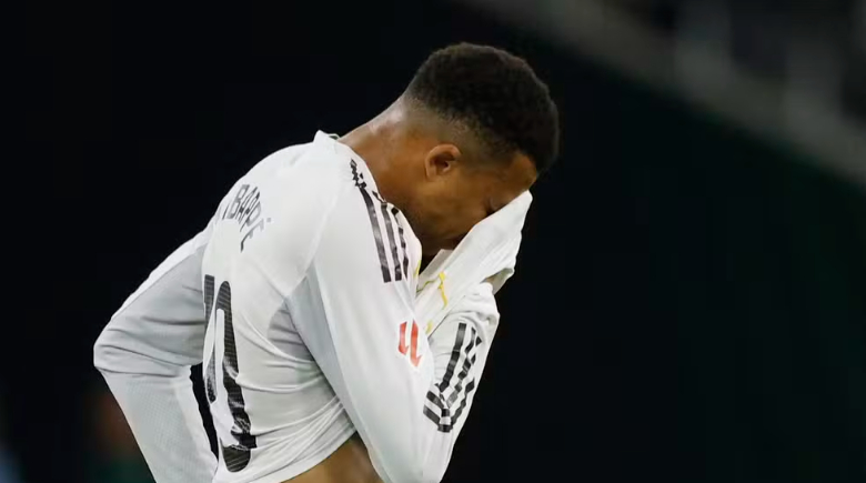 Conduta de Mbappé gera desgaste com o elenco do Real Madrid, diz jornal