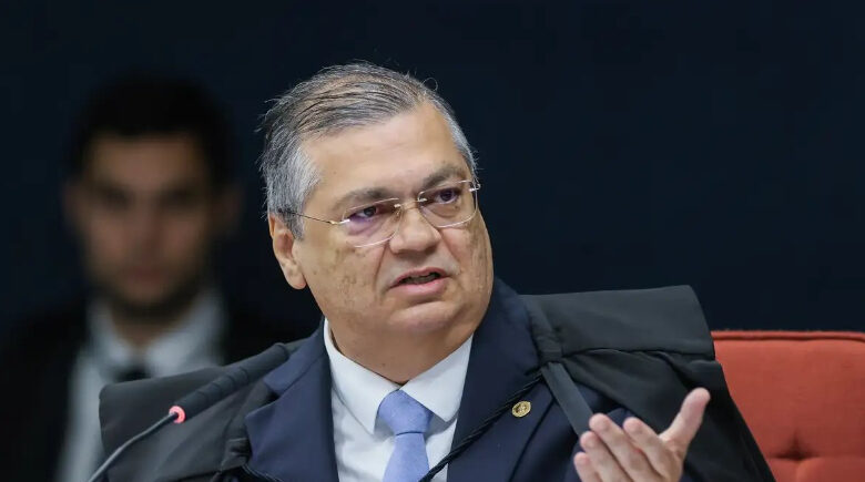 Flávio Dino relata hostilidade de funcionária de aérea que disse ter vontade de matá-lo