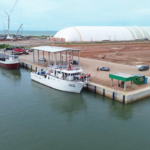 Estudantes piauienses vivenciam experiência científica a bordo do navio Cananéia em Luís Correia