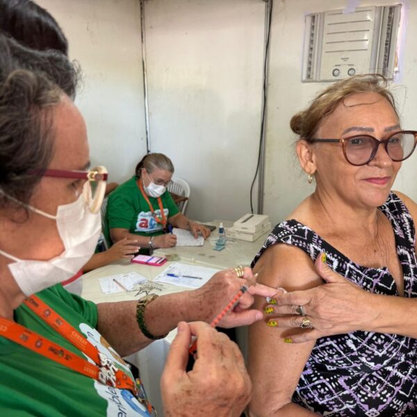 Assembleia em Ação: Sesapi leva vacinação, testagem e diversos serviços de saúde à Santa Maria da Codipi