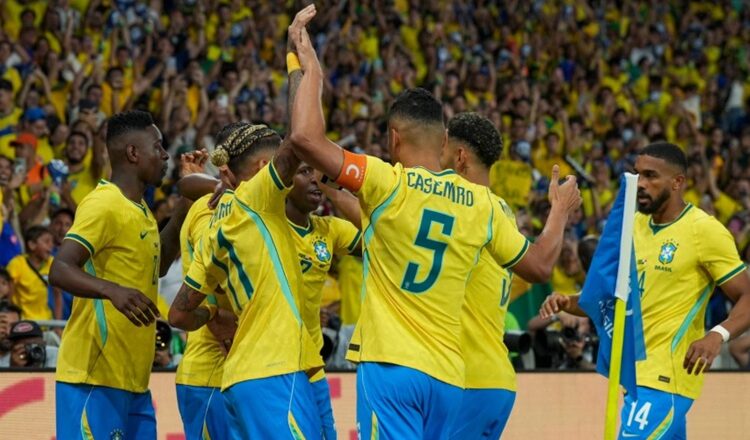 Brasil goleia o Panamá em amistoso de despedida no Maracanã: 6 a 2