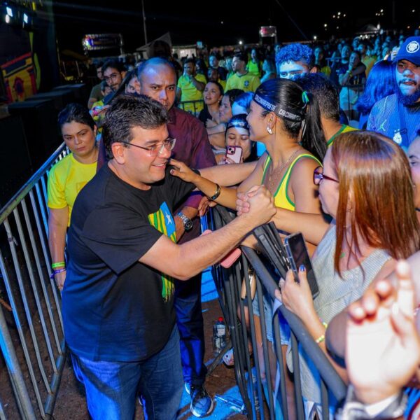 Folguedos São João reúne milhares de pessoas em Teresina e governador destaca geração de renda e valorização da cultura nordestina