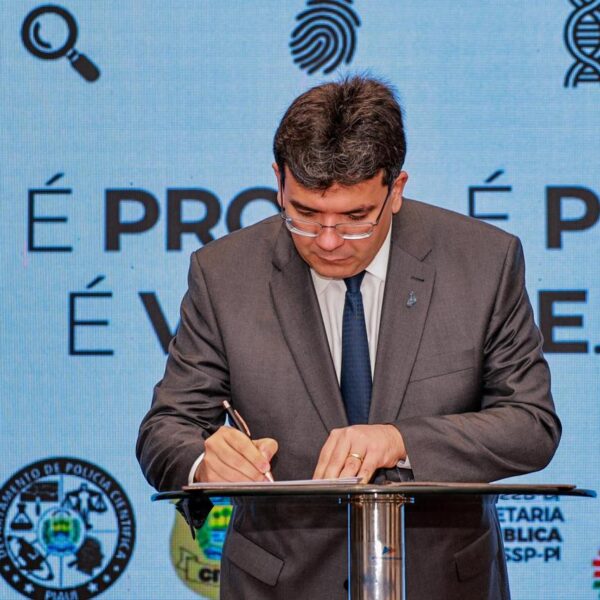 Governo do Piauí nomeia 137 novos servidores aprovados em concursos públicos nesta quarta (24)