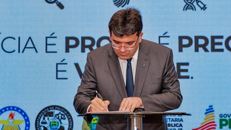 Governo do Piauí nomeia 137 novos servidores aprovados em concursos públicos nesta quarta (24)
