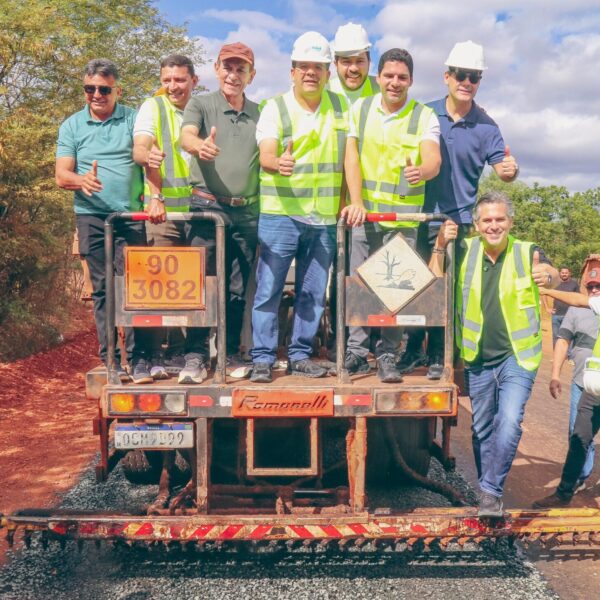 Governo recupera PI-379 e Rafael Fonteles anuncia ligação de Aroeiras do Itaim a Itainópolis