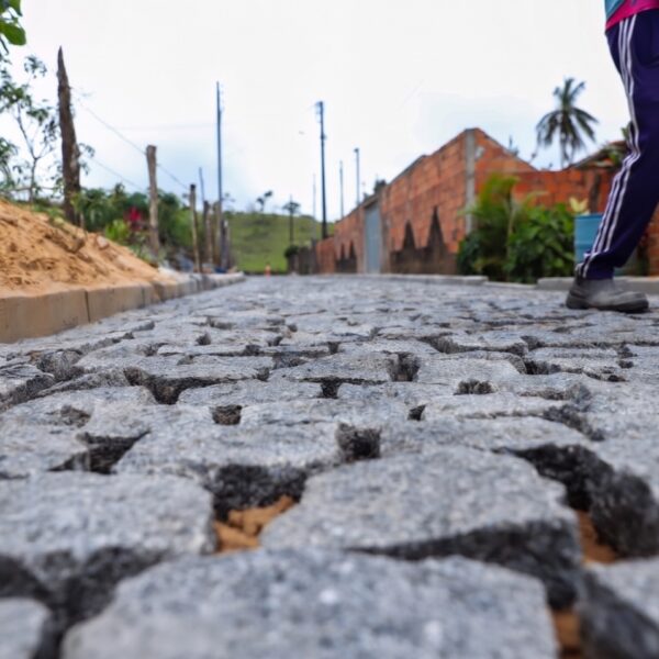 Idepi inicia calçamento de vias públicas e amplia infraestrutura urbana em Picos