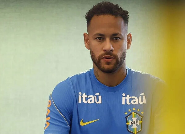 Exame de Neymar tem melhora, mas aponta incerteza de volta contra Escócia