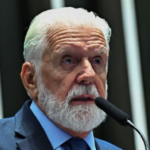 Ministros de Lula pedem a Jaques Wagner para deixar cargo