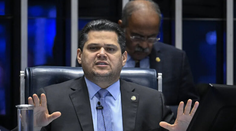 Fim da escala 6×1: avanço da PEC depende de definição de Davi Alcolumbre no Senado