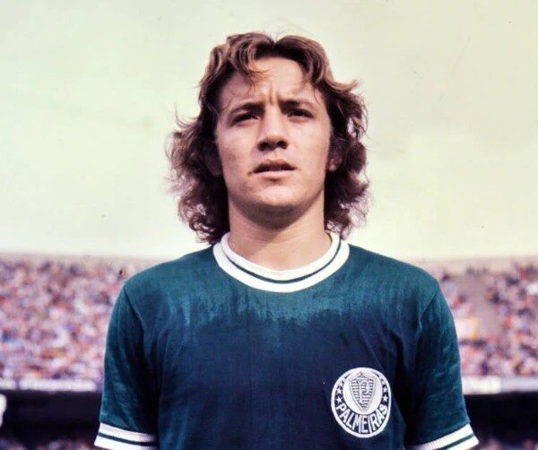 Ídolo do Palmeiras nos anos 1970, Leivinha morre aos 76 anos