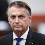 Defesa diz que confusão mental de Jair Bolsonaro fez equipe inutilizar arma