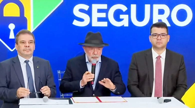 Lula lança nova etapa do Celular Seguro e amplia ações contra roubo e receptação