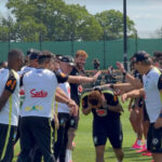 Neymar se junta ao grupo no penúltimo treino antes do jogo duelo contra o Haiti