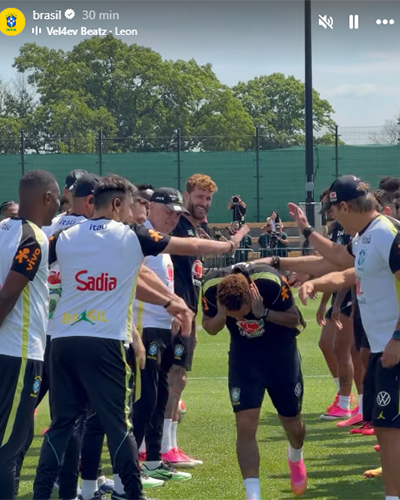 Neymar se junta ao grupo no penúltimo treino antes do jogo duelo contra o Haiti