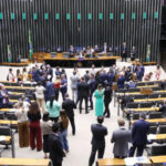 Governo retira urgência de projeto sobre 6×1; entenda os próximos passos