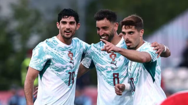 Portugal vence Chile em amistoso marcado por expulsões e gol anulado de CR7