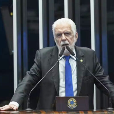 Polícia Federal investiga se senador Jaques Wagner recebeu R$ 3,5 milhões e apartamento de luxo na BA