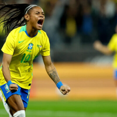 Seleção Brasileira Feminina vence os Estados Unidos de virada em amistoso