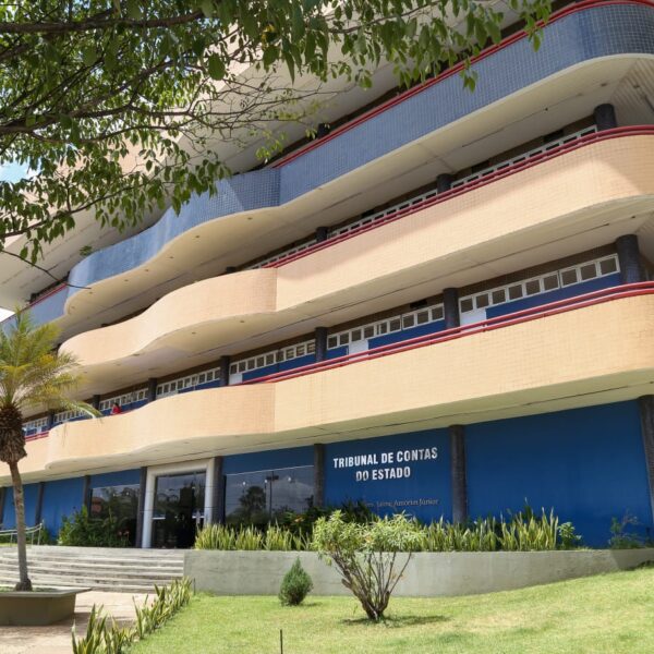 TCE uniformiza fixação de subsídios de prefeitos e vereadores no Piauí