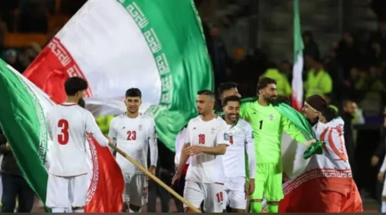 Estados Unidos revogam ingressos da Copa de torcedores do Irã, diz federação