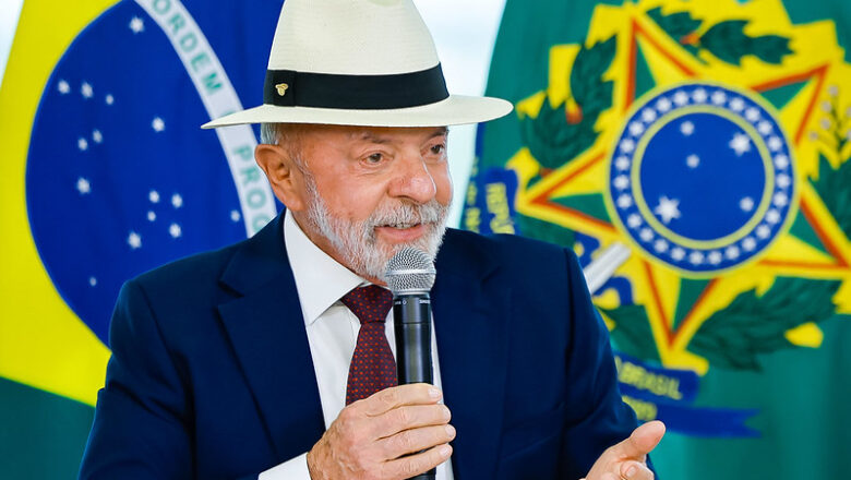 Lula reage a tarifaço e acionará Lei de Reciprocidade