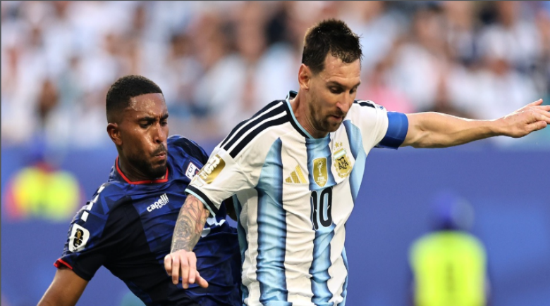 Argentina sofre, mas vence Cabo Verde e avança na Copa do Mundo