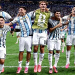 Argentina decide a prorrogação com golaço, vence a Suíça e vai à semifinal