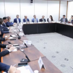 Institutos criticam selo do TSE para pesquisas: “Confunde ciência com bola de cristal”