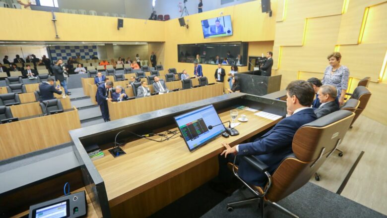 Alepi aprova projeto que proíbe venda de ultraprocessados em escolas do Piauí